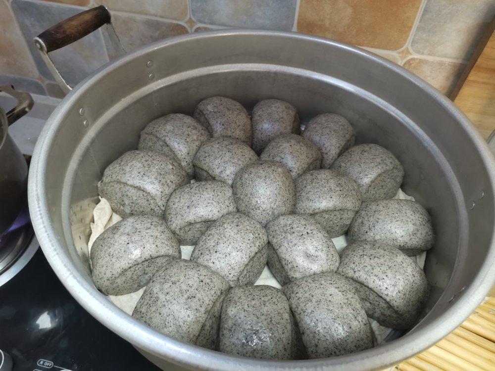 奶香黑芝麻刀切馒头
