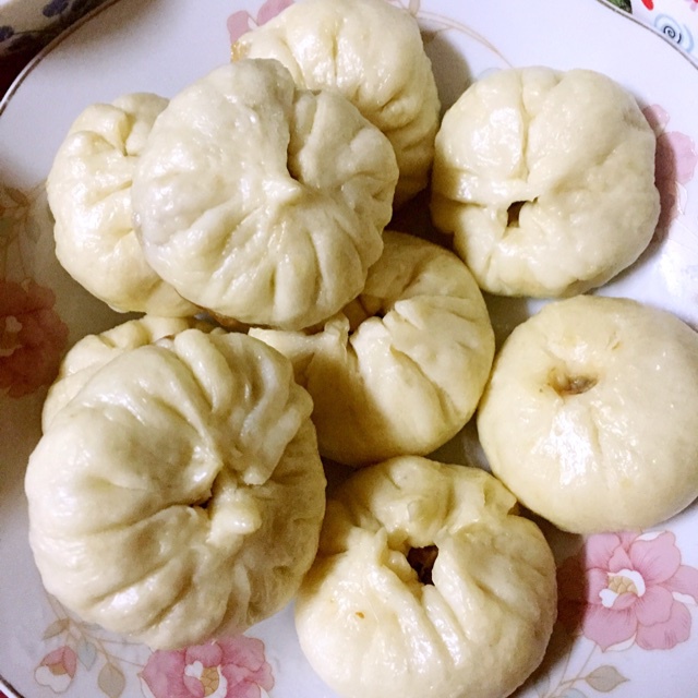 酱肉包子