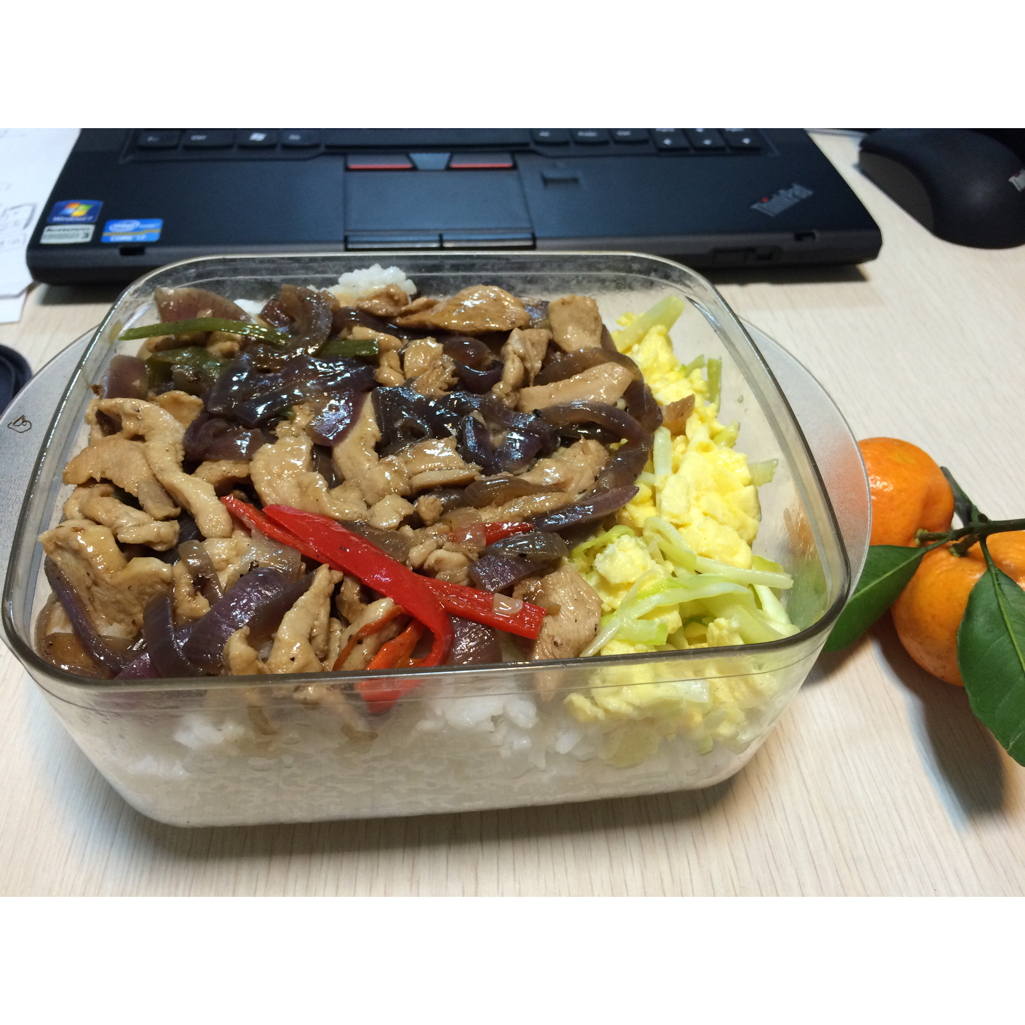 蚝油鸡胸炒椒丝洋葱