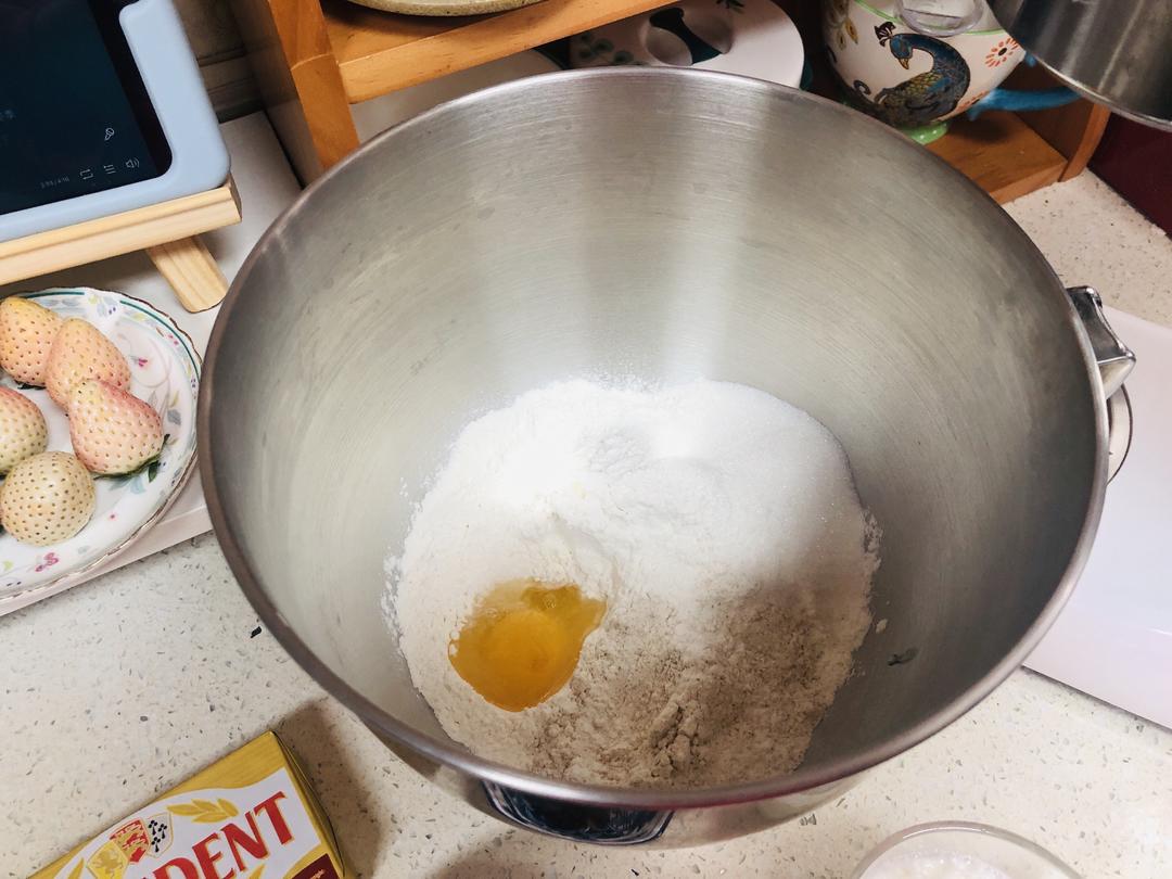 纯奶手撕吐司的做法 步骤1