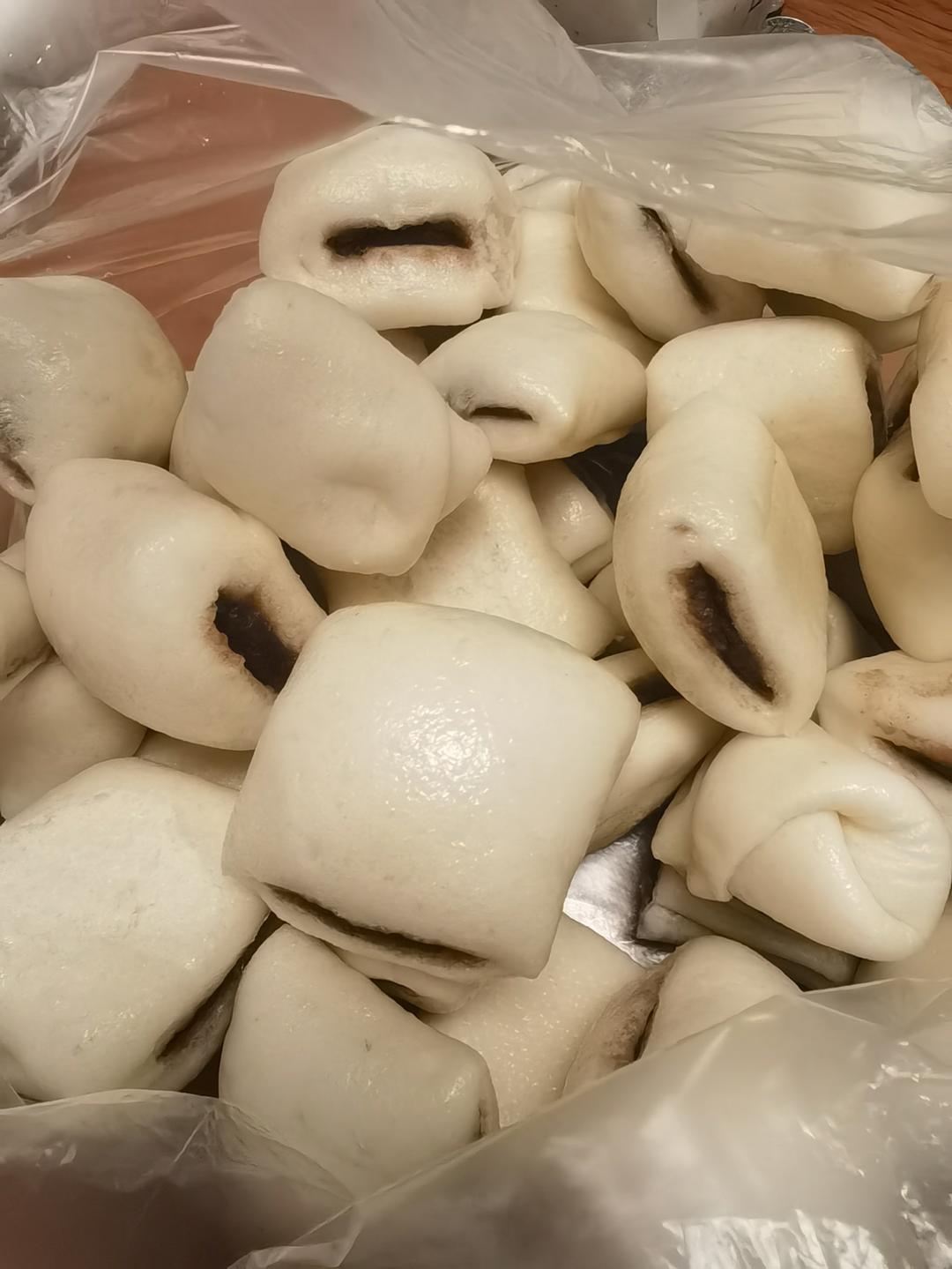 好吃又好玩：一口不过瘾的迷你豆沙包