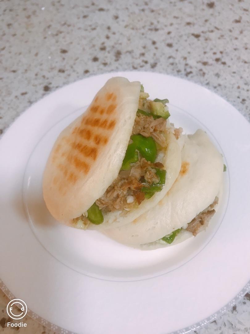 肉夹馍的饼和肉