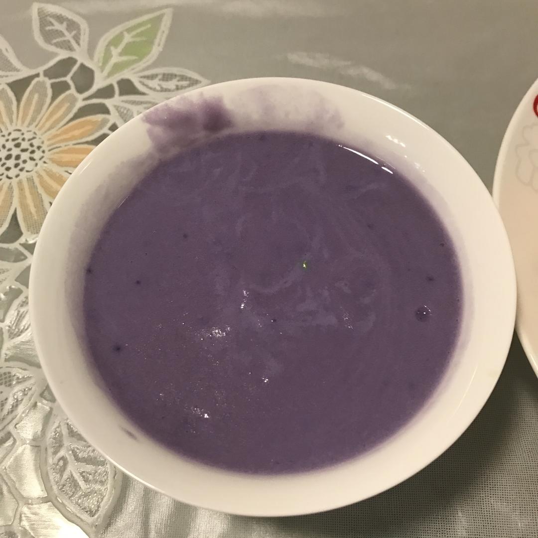 紫甘蓝土豆浓汤（Purple Cabbage and Potato Soup)