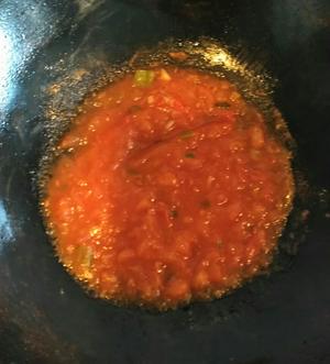 西红柿鸡蛋汤这样做会更好喝的做法 步骤2
