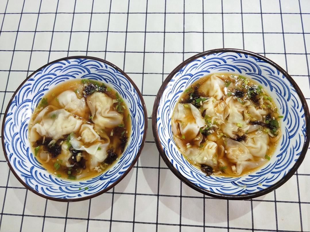 蛋黄鲜肉小馄饨