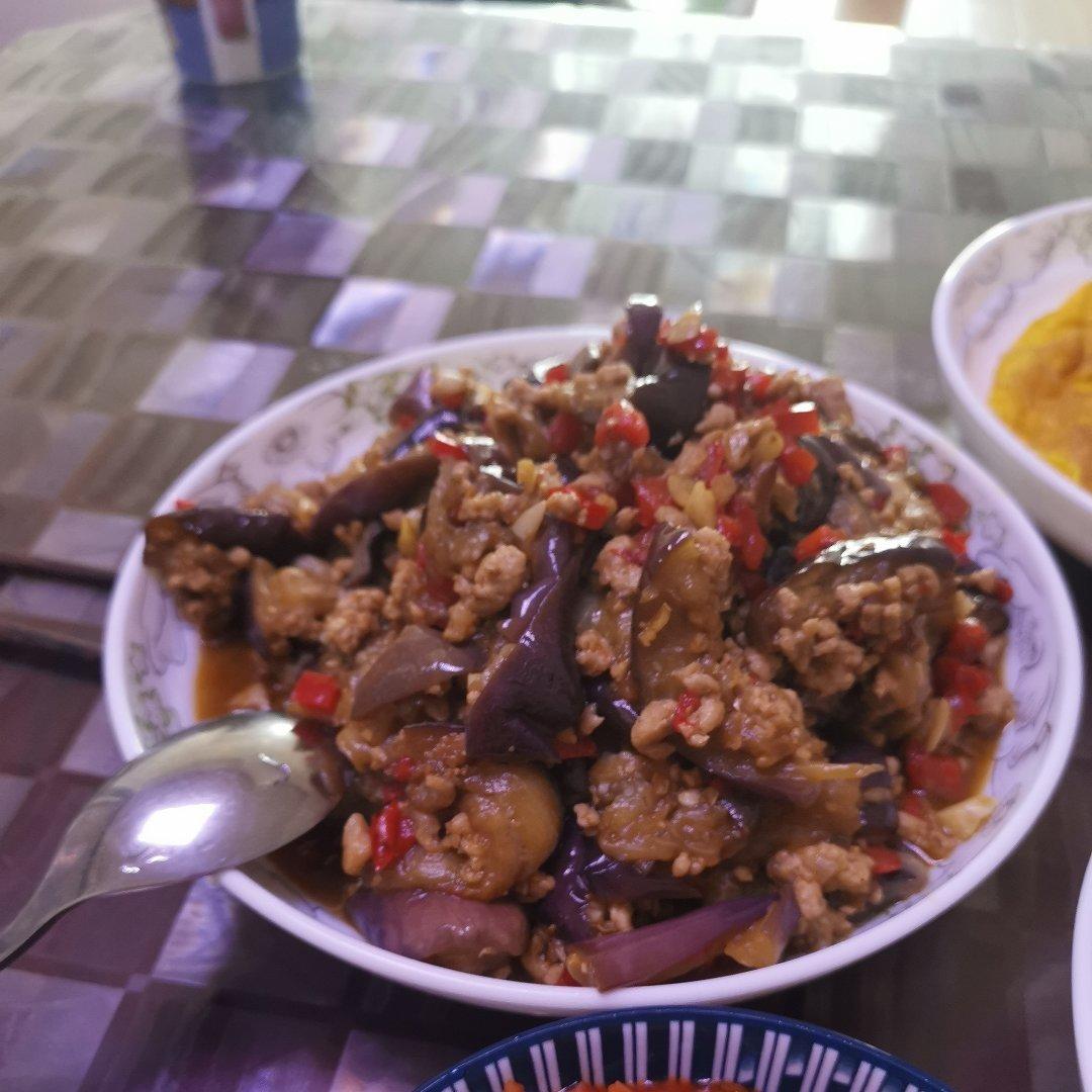 茄子不油炸的肉末茄子（好吃到💃💃👍👍）