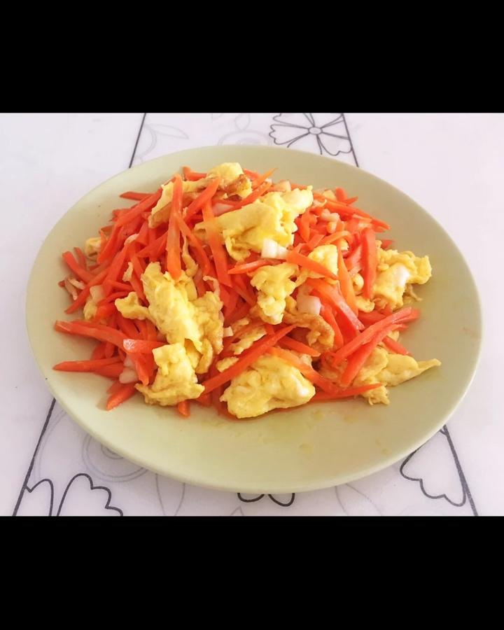 胡萝卜炒鸡蛋
