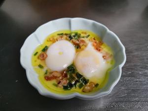 葱油核桃蒸蛋的做法 步骤3
