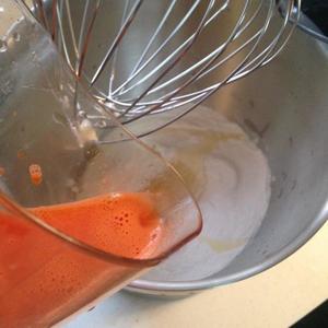 手工胡萝卜鸡蛋鲜切面的做法 步骤8