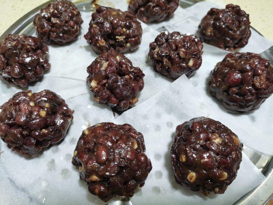 网红粘豆包：蜜豆红枣粘豆包