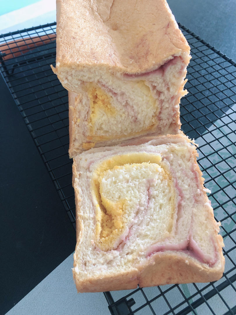 面包店爆款🔥咸蛋芋泥吐司