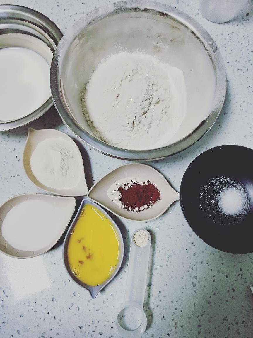 纯奶手撕吐司的做法 步骤1