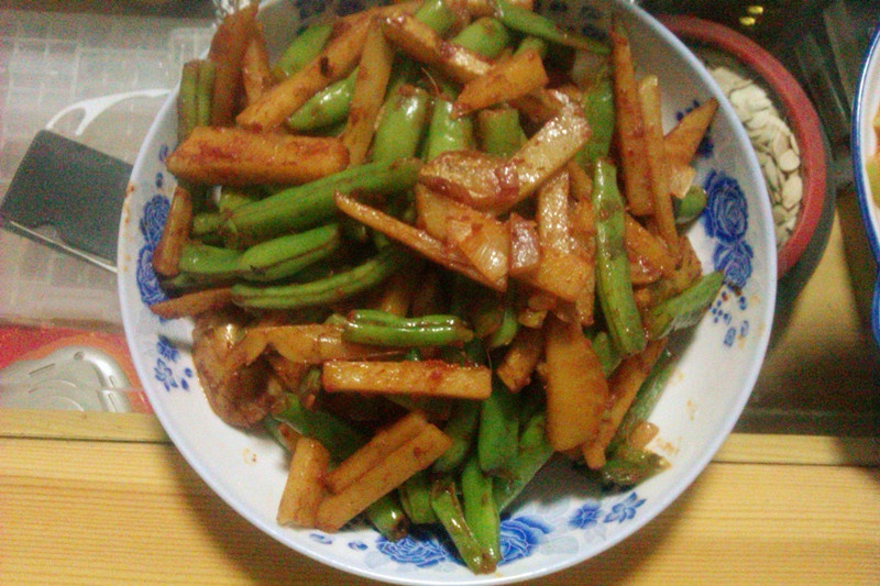 土豆烧豆角