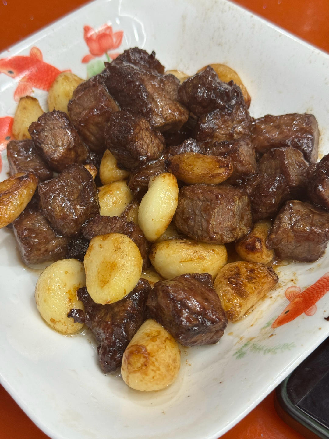 好吃到舔盘的蒜香黑椒牛肉粒