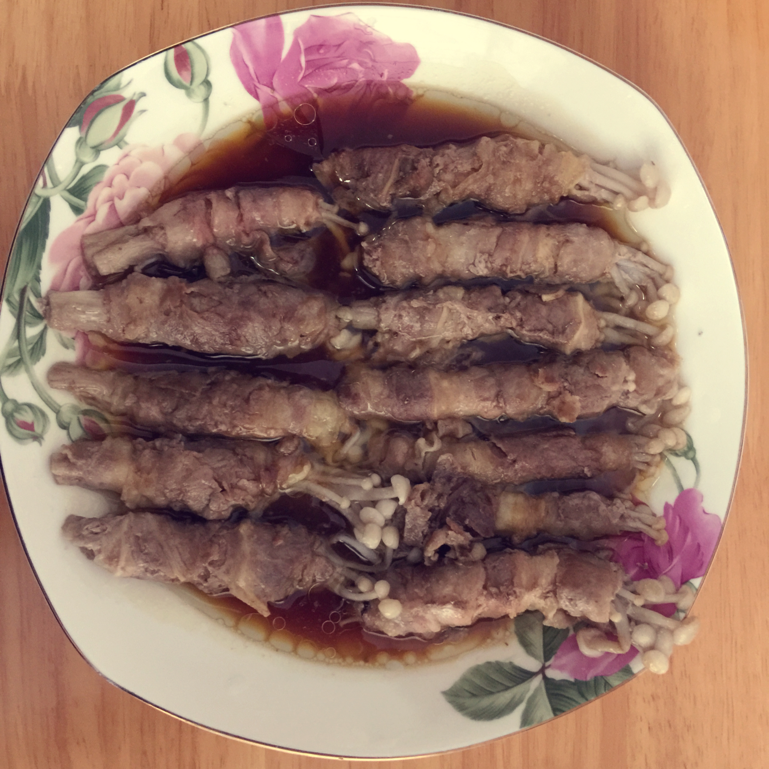 肥牛金针菇卷