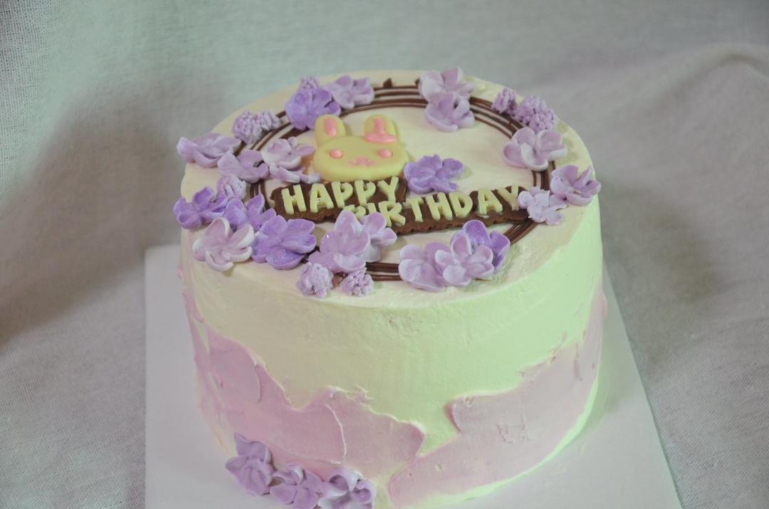 鲜奶油生日蛋糕