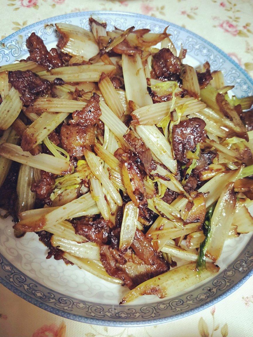西芹炒肉