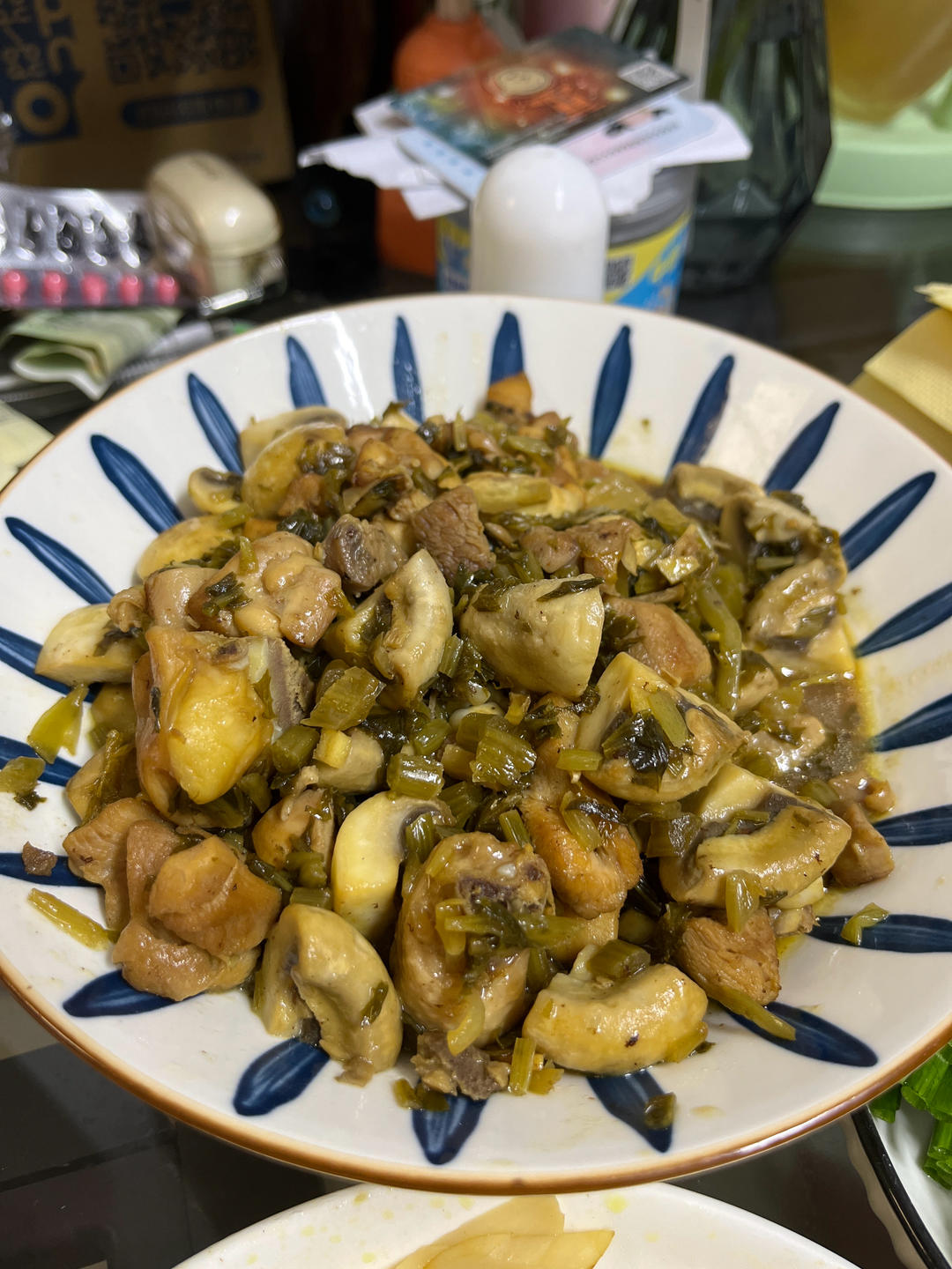 绝了～口蘑鸡腿真的好吃，简单快手