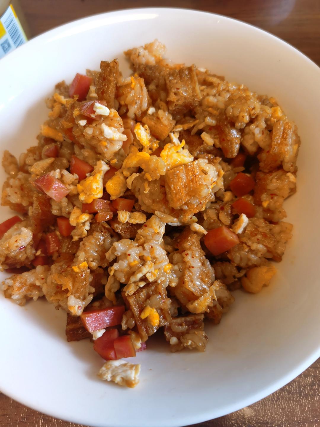 街头风味辣条炒饭