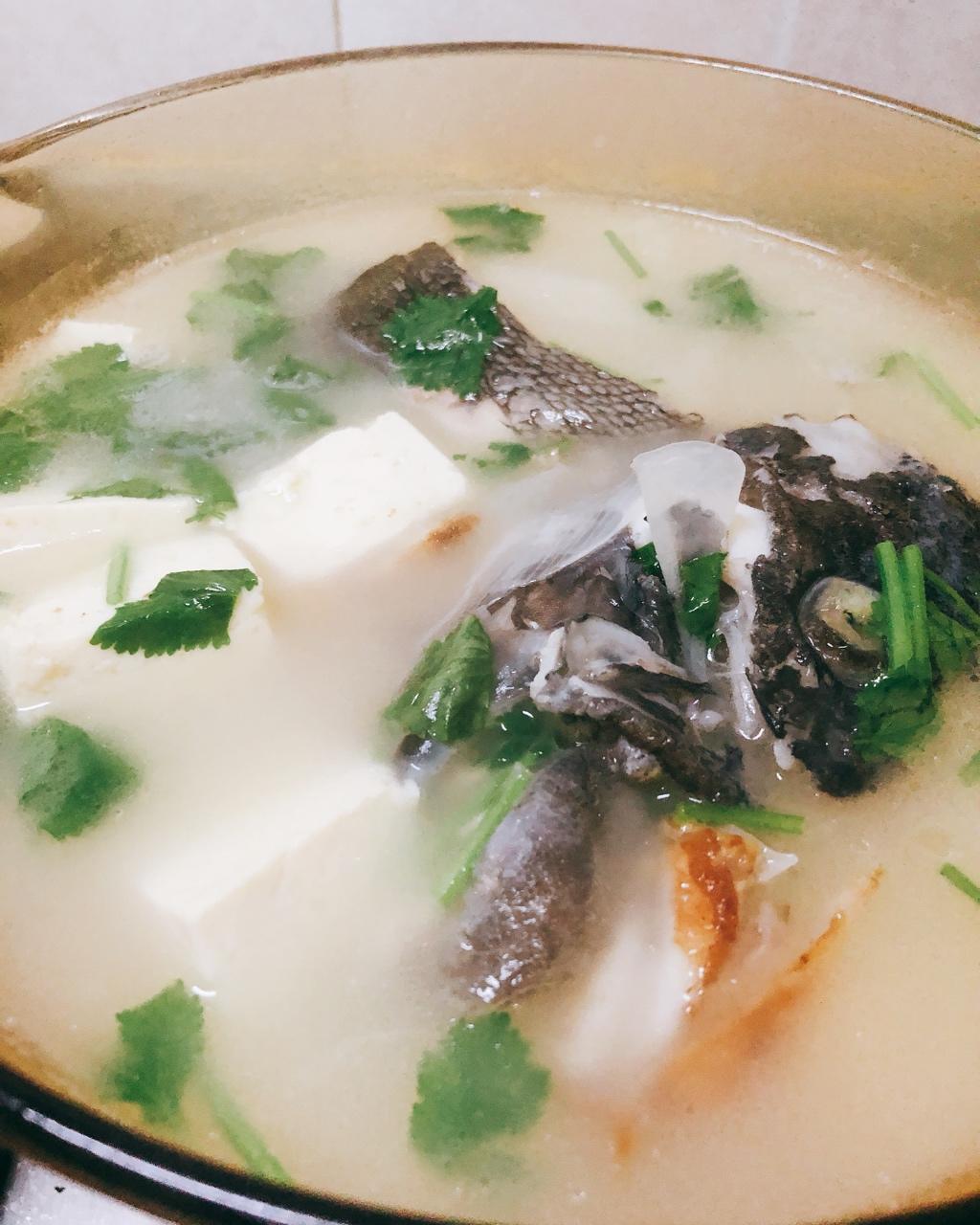 田末妈做的黑鱼豆腐汤