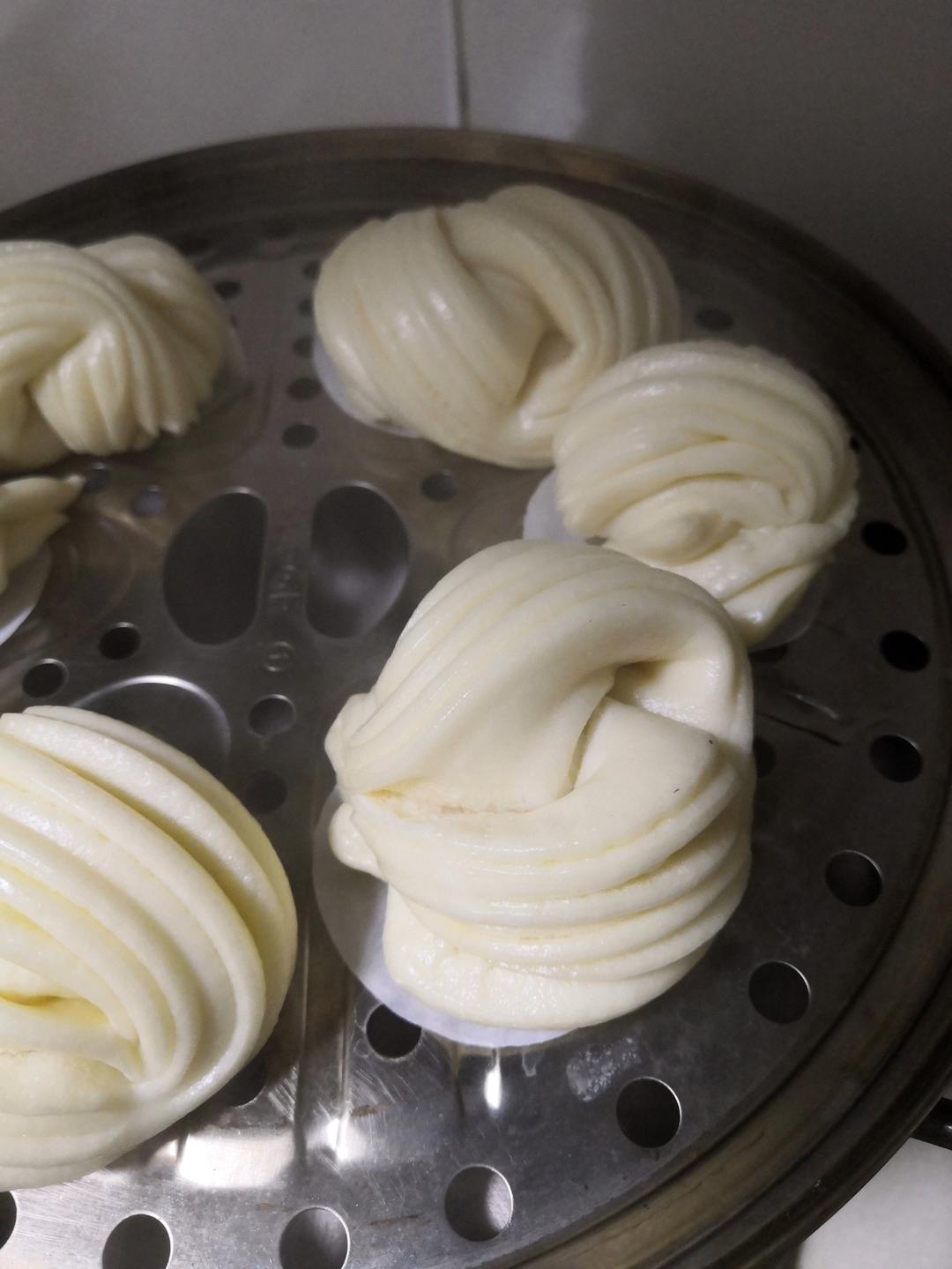 葱油花卷，一根筷子卷出漂亮的造型