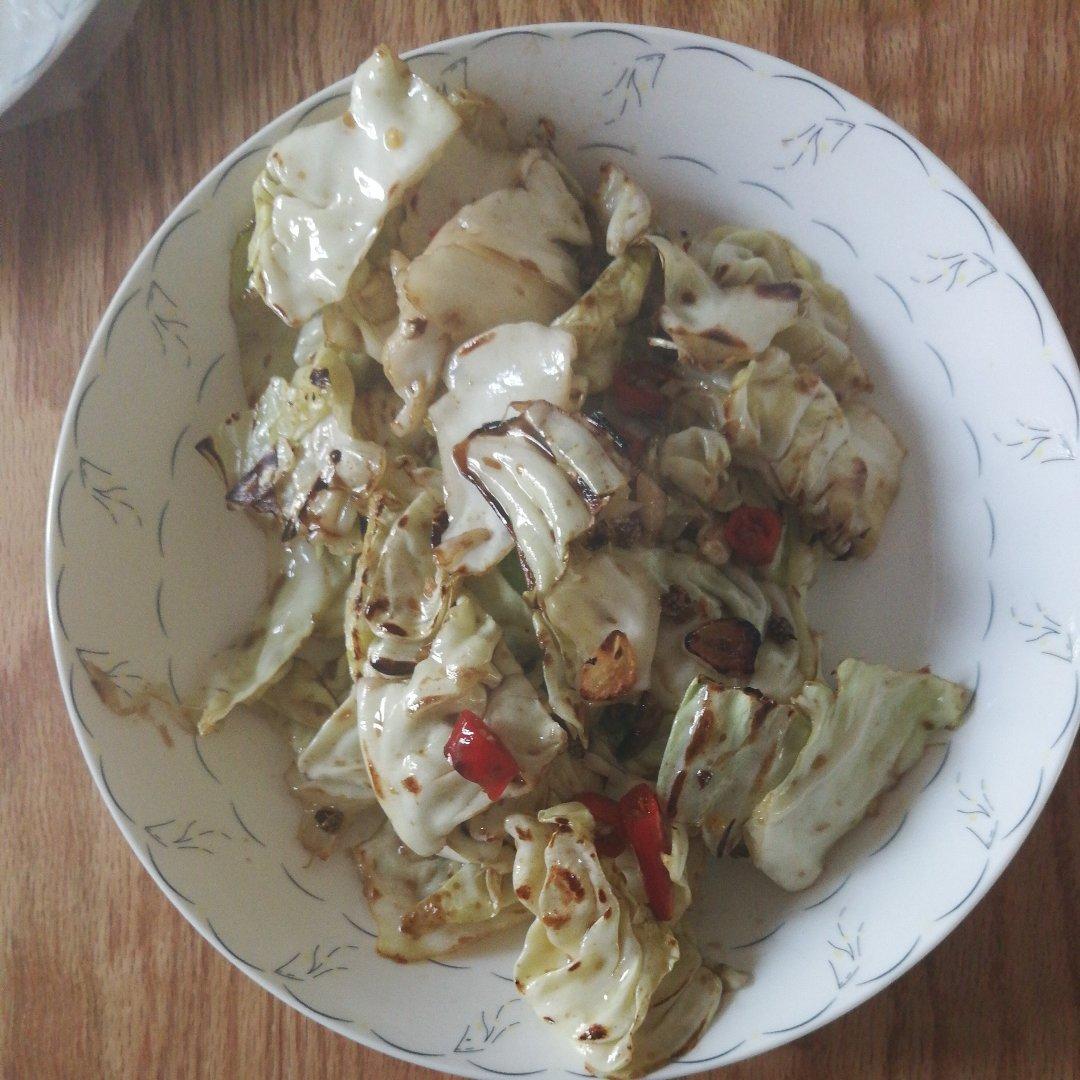 厨师长教你：“手撕包菜”的家常做法,简单又不失美味