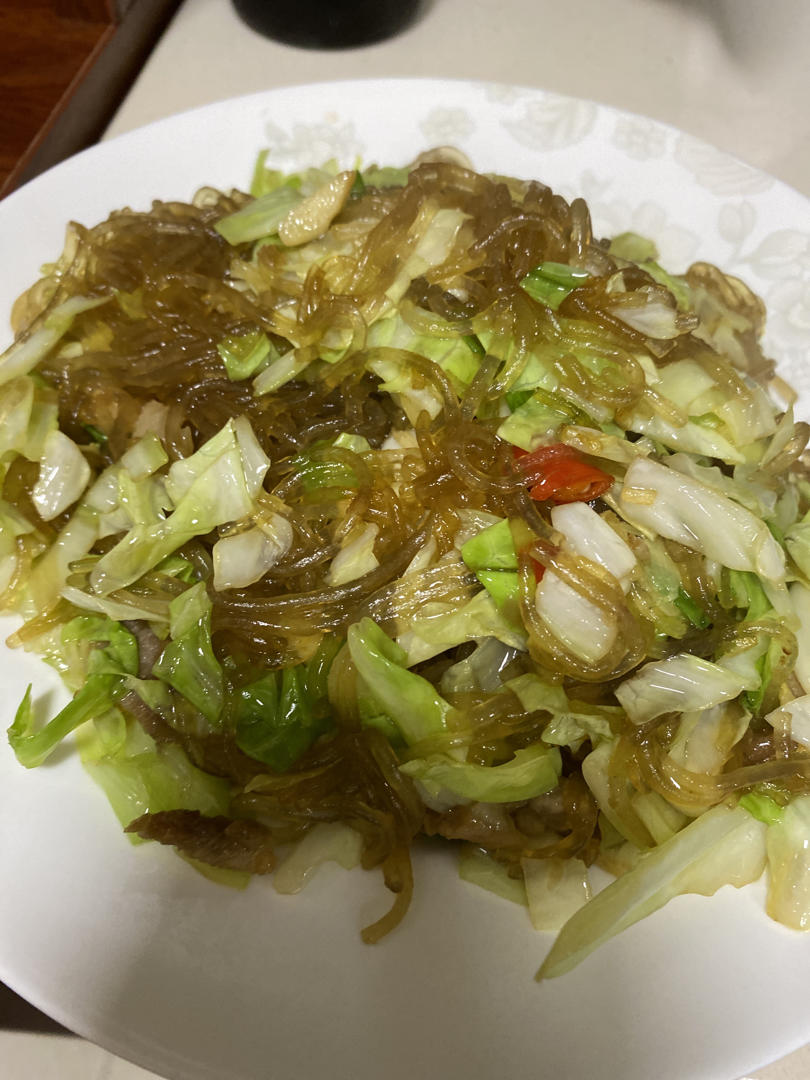 圆白菜炒粉丝