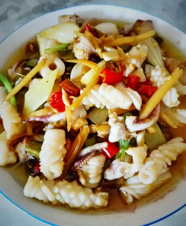 泡椒鱿鱼的做法