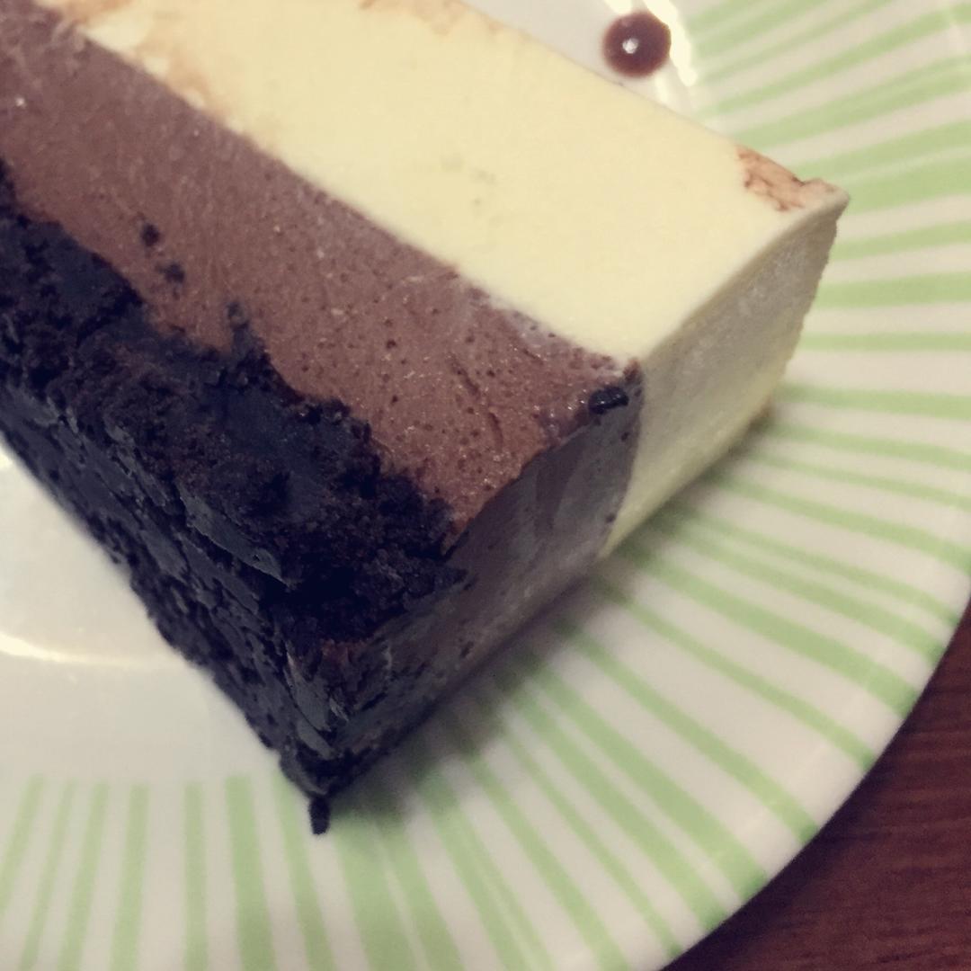 黑白巧克力慕斯蛋糕