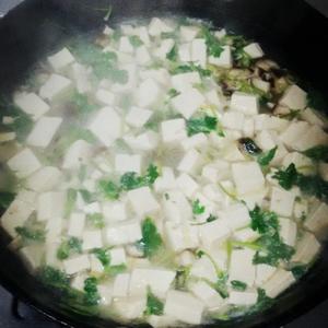 香菇豆腐汤的做法 步骤5
