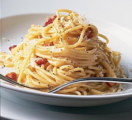 Spaghetti carbonara for 4 ppl by Antonio Carluccio