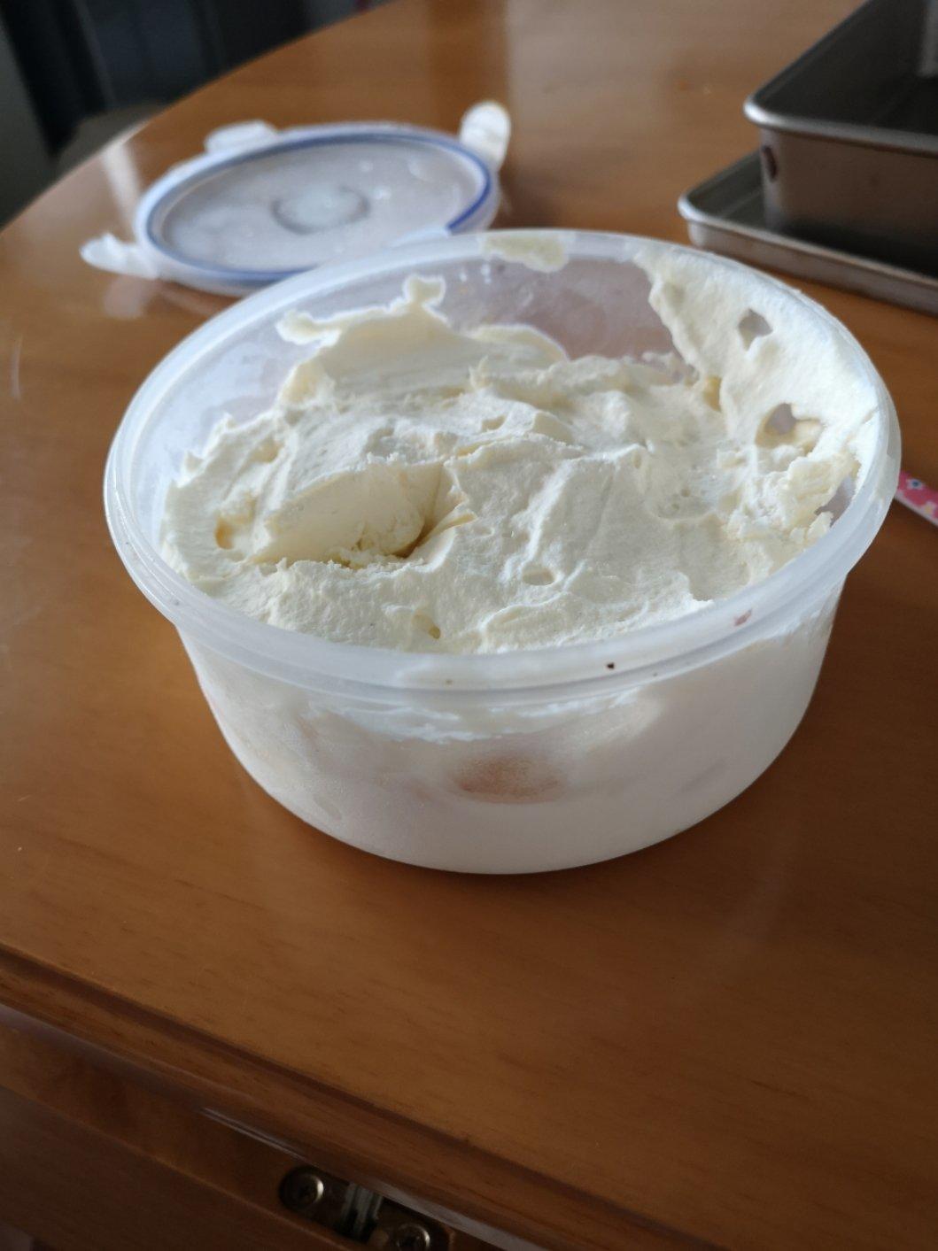 消耗淡奶油自制冰淇淋