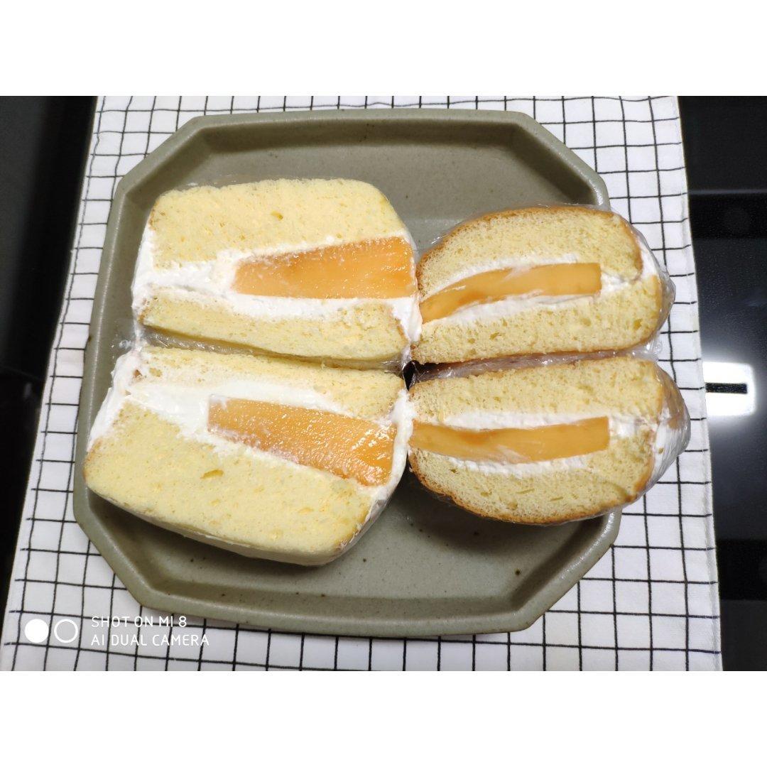 【视频】奶油草莓三明治