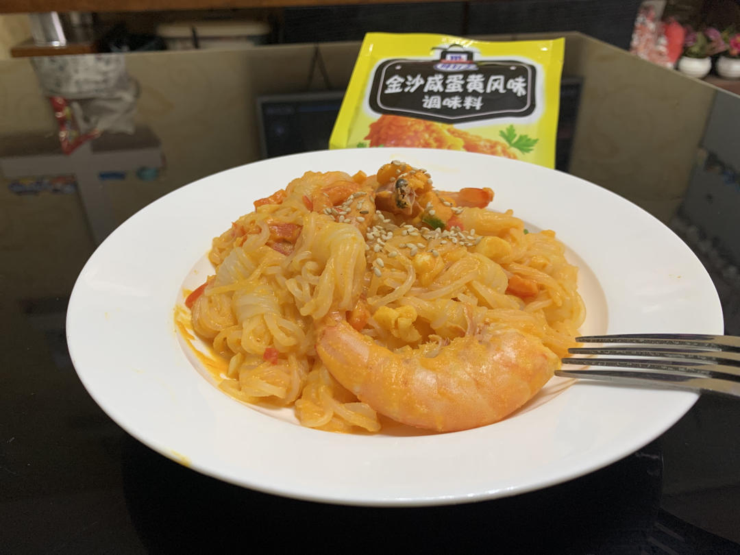 葱油香辣咸蛋黄拌面