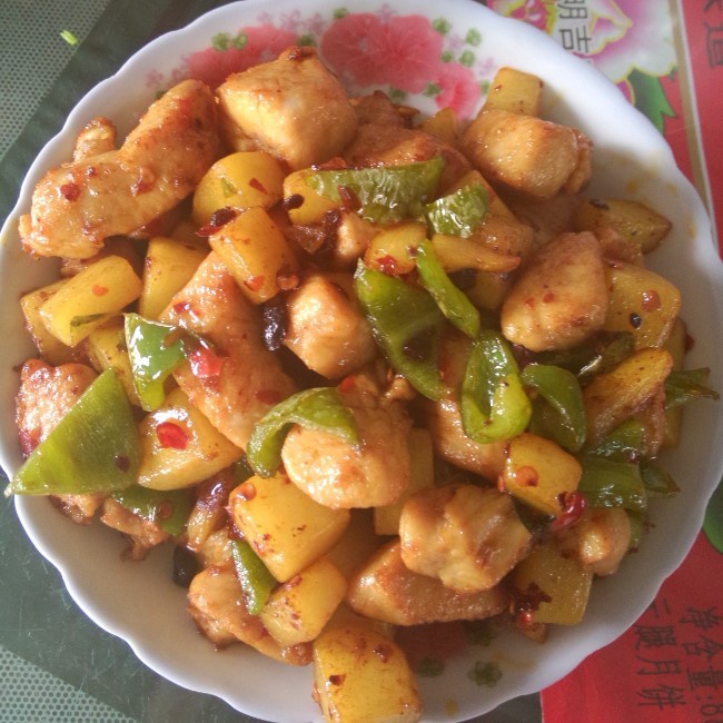 宫爆鸡丁（土豆控）