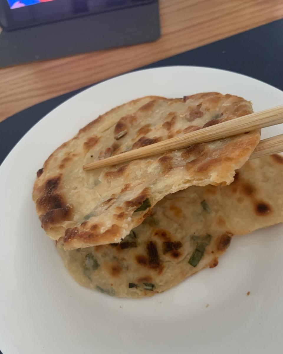 千层酥软葱油饼