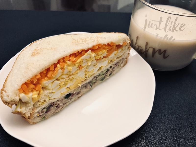 纯奶手撕吐司的做法 步骤1