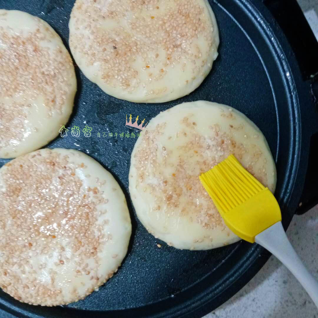 酥香芝麻发面烙饼的做法 步骤13