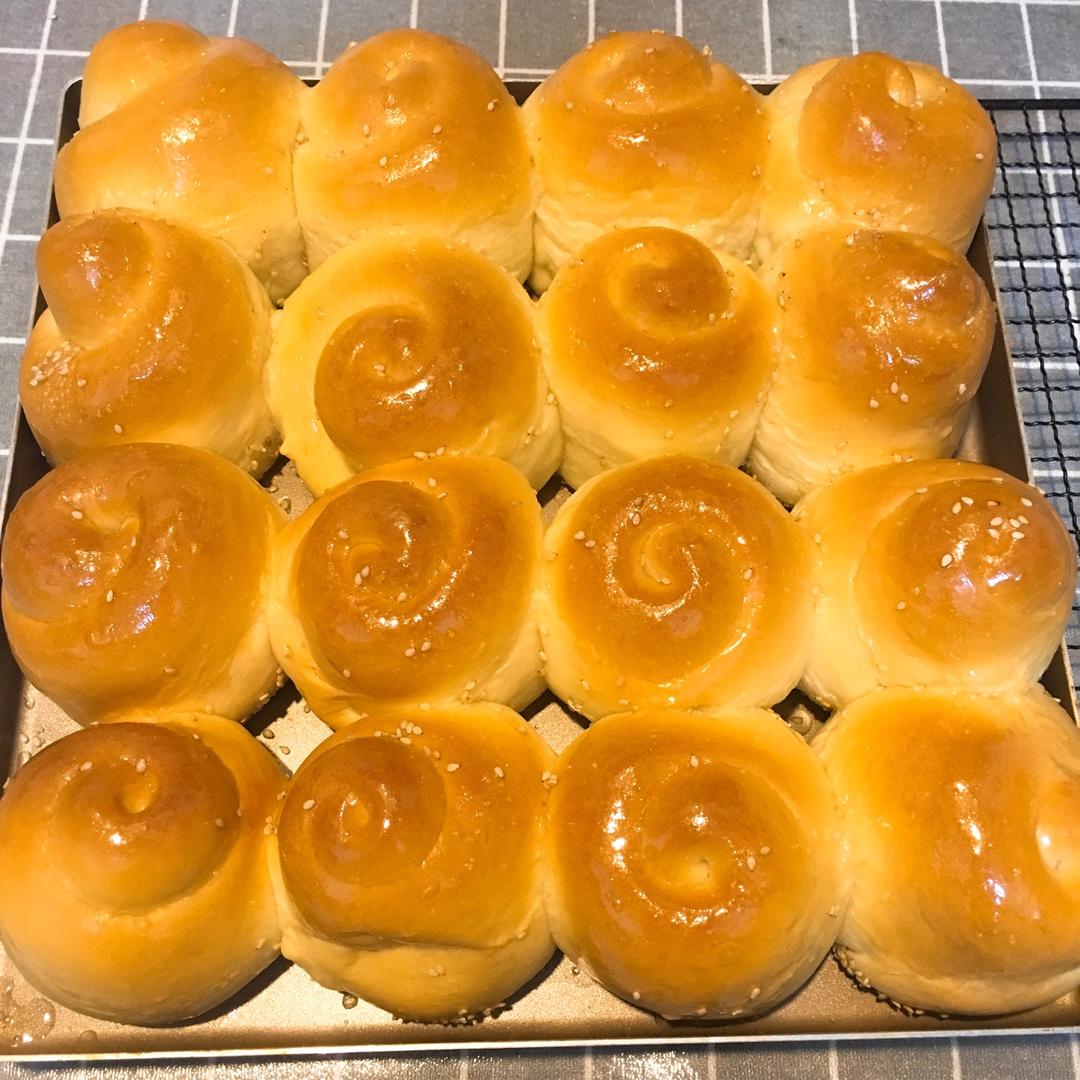 蜂蜜脆底小面包