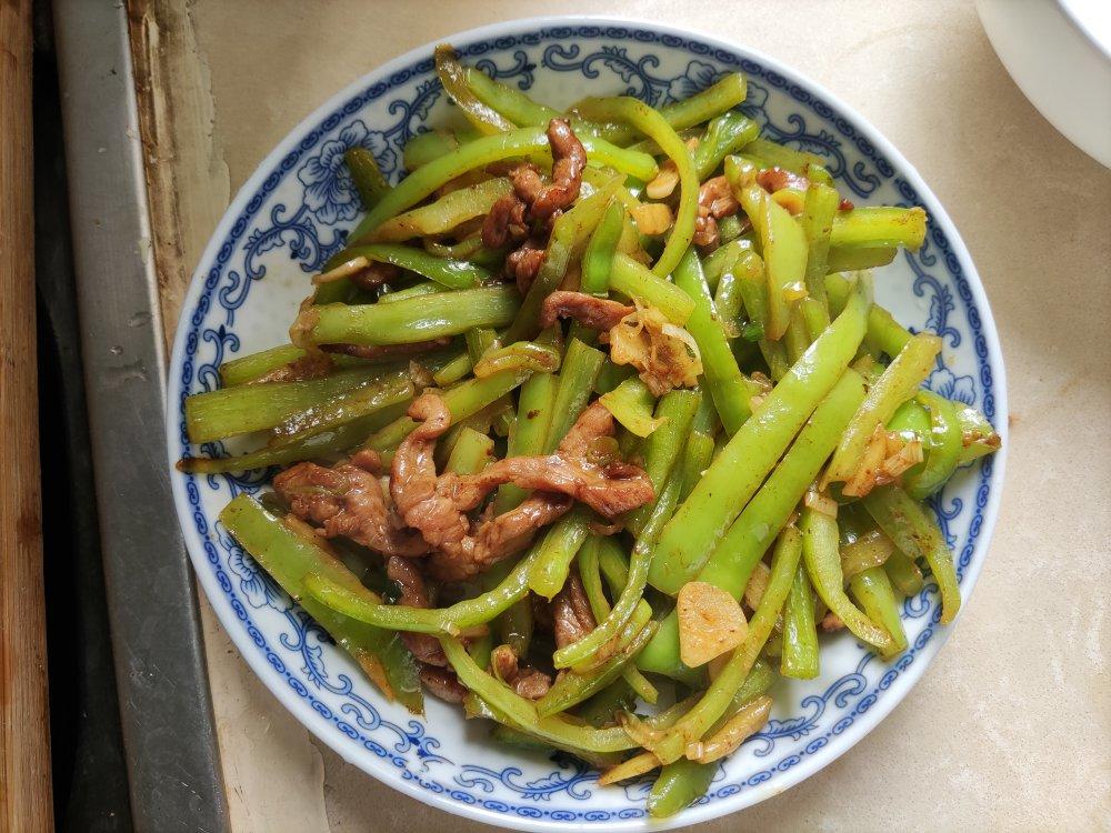 青椒肉丝（辣椒炒肉）