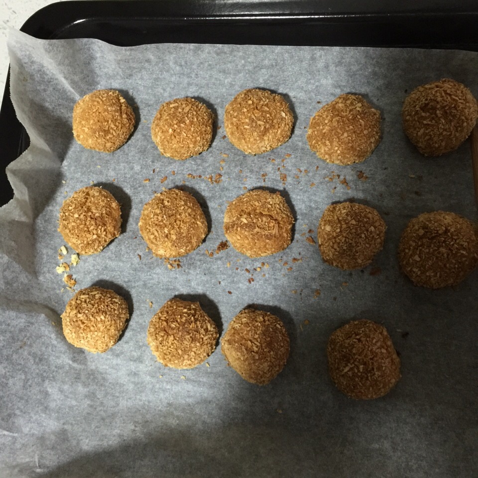 黄金椰蓉球（新手入门零失败）