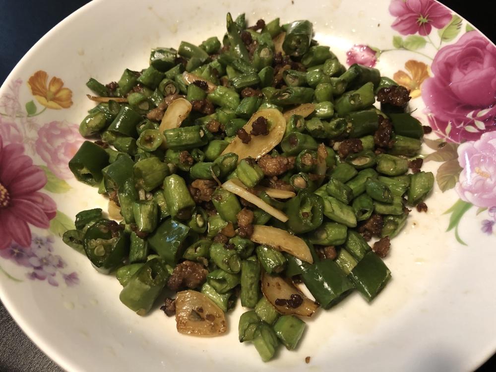 肉沫豆角下饭菜