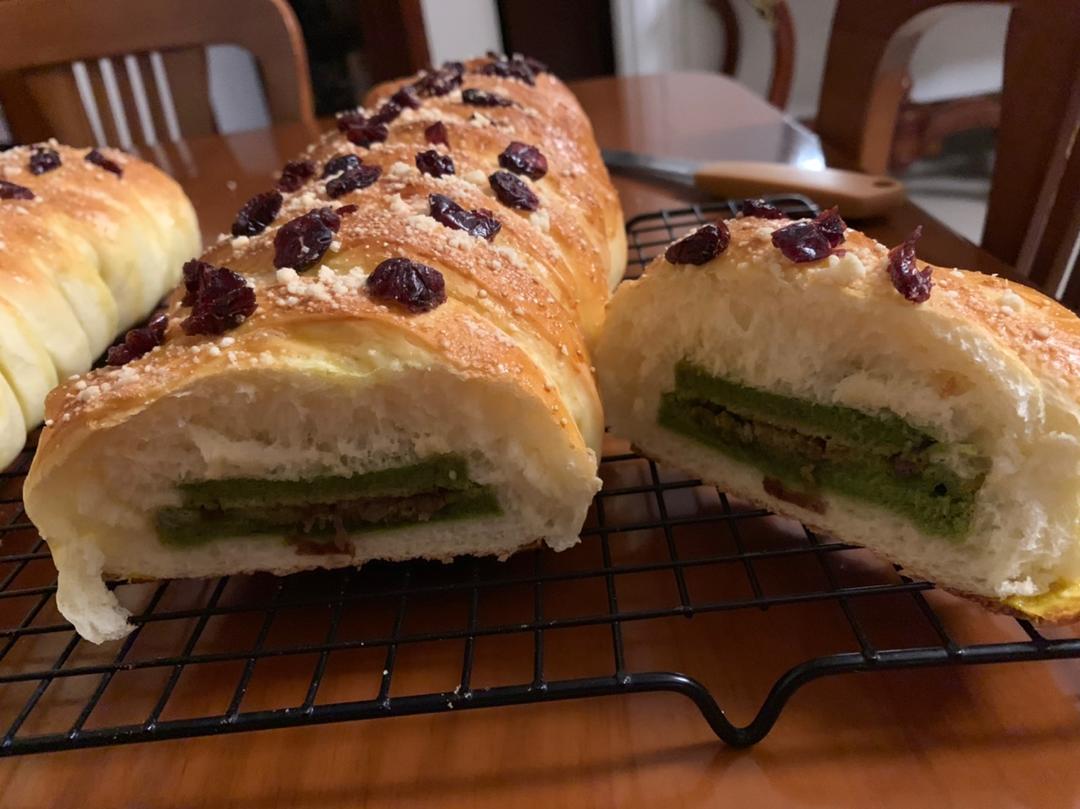 抹茶蛋糕夹心面包的做法