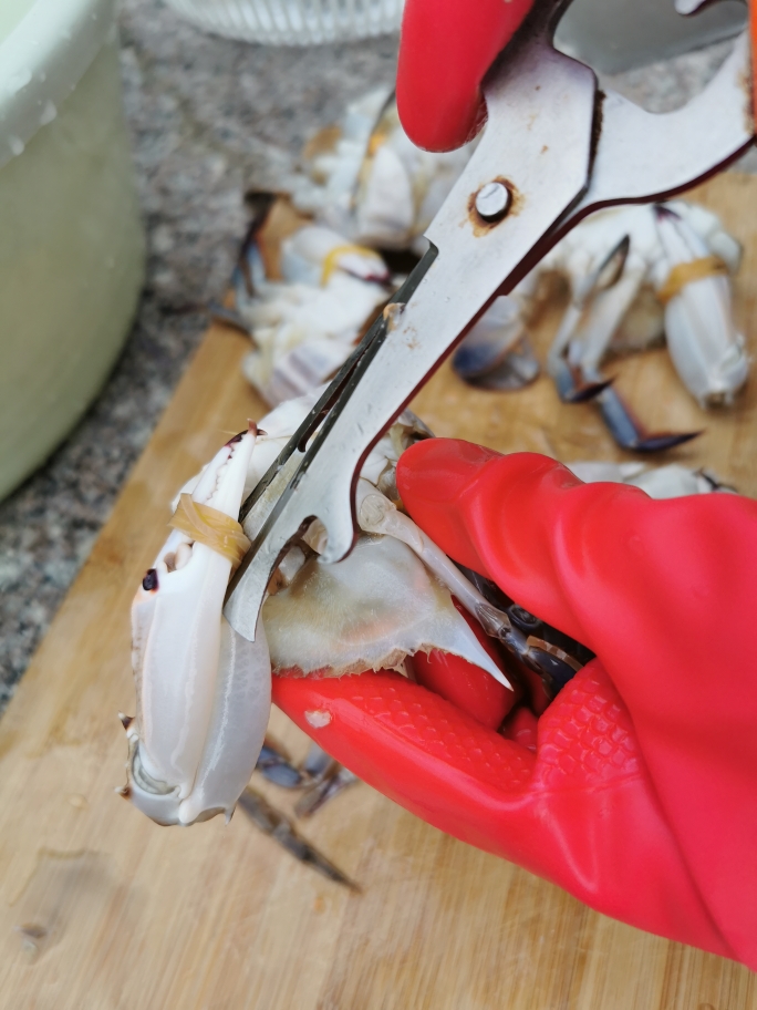 香煎梭子蟹的做法 步骤6
