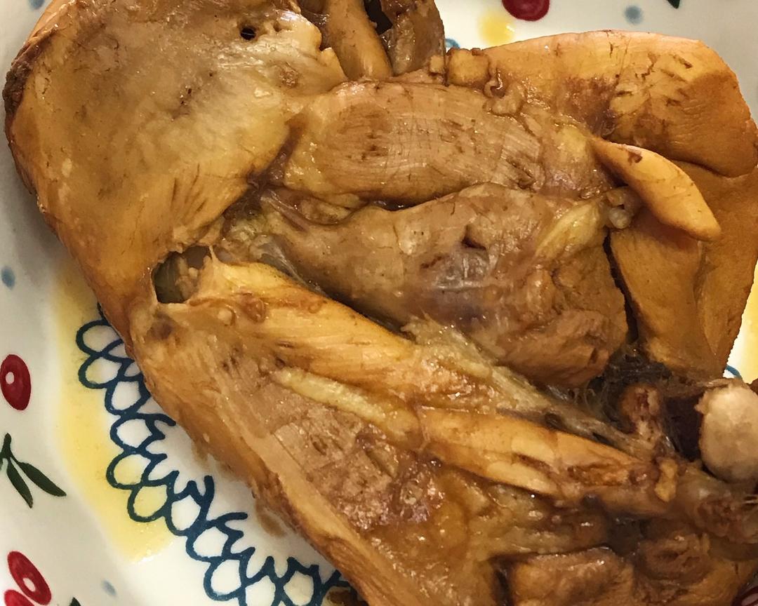 减脂餐 脱骨卤鸡腿