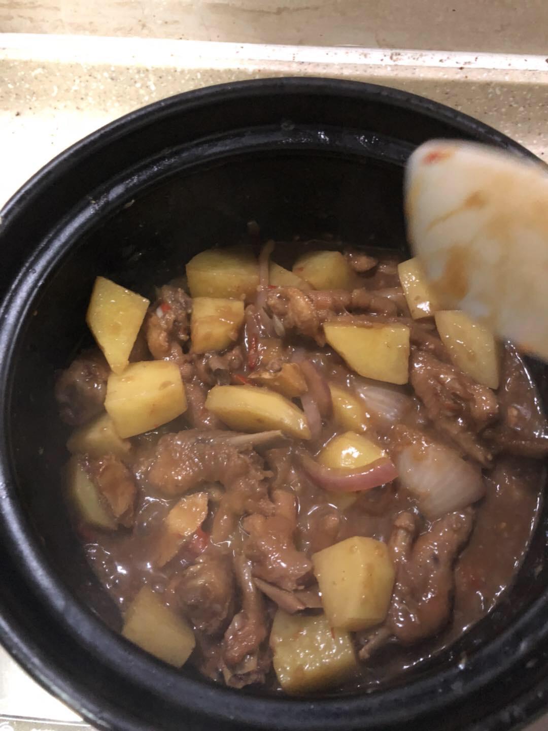 超入味的鸡爪煲，吃过就忘不了