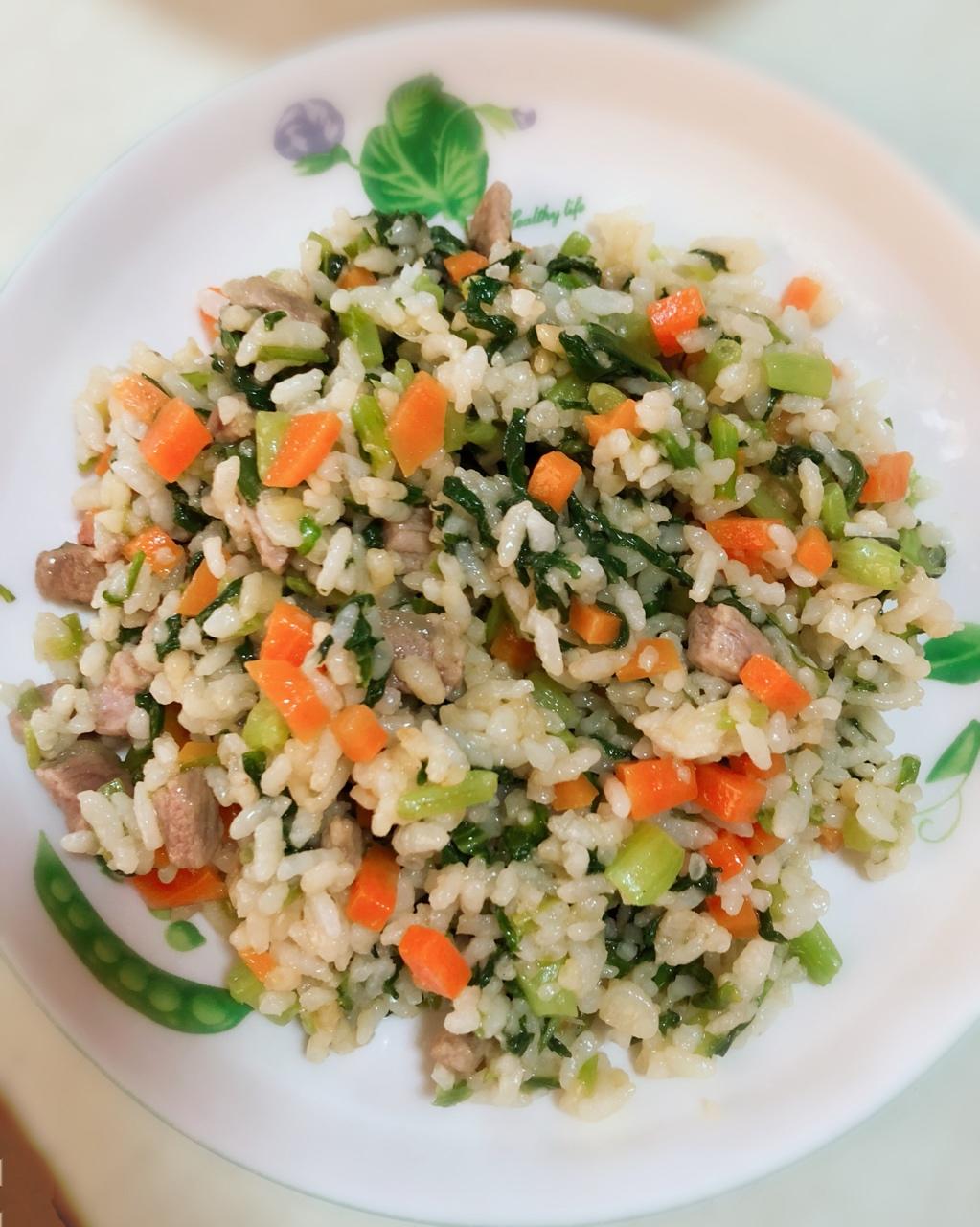 宝宝胡萝卜青菜炒饭