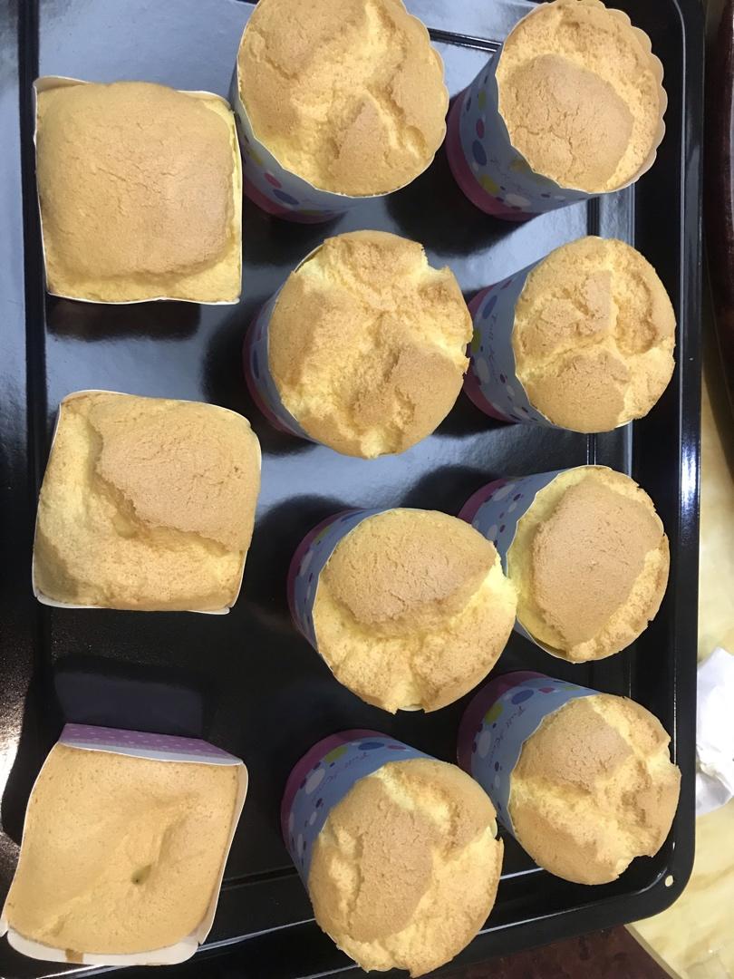 纸杯蛋糕 8寸戚风蛋糕的量