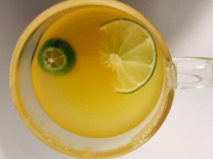 百香果金桔柠檬茶的做法 步骤2