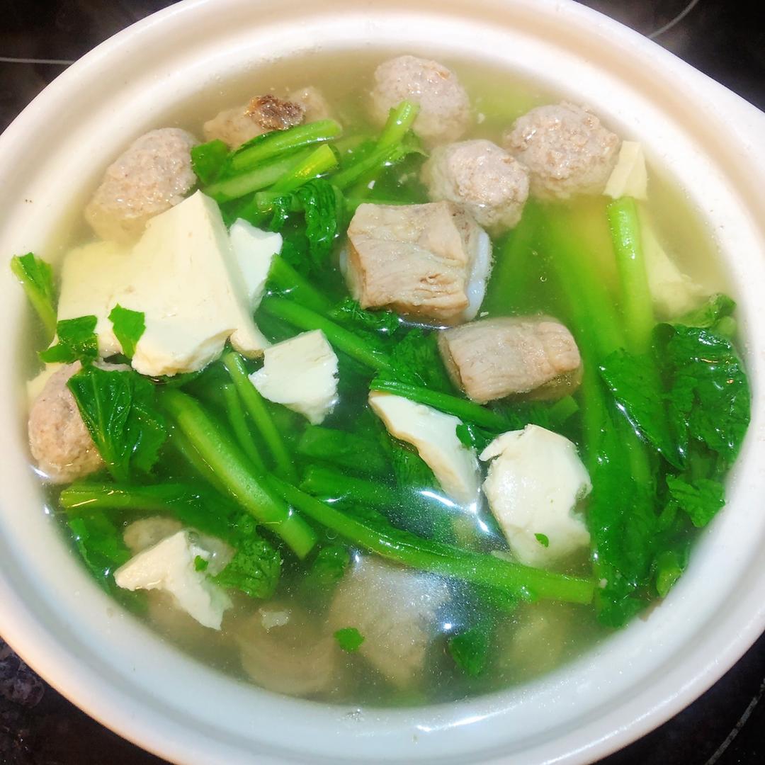 青菜肉丸汤